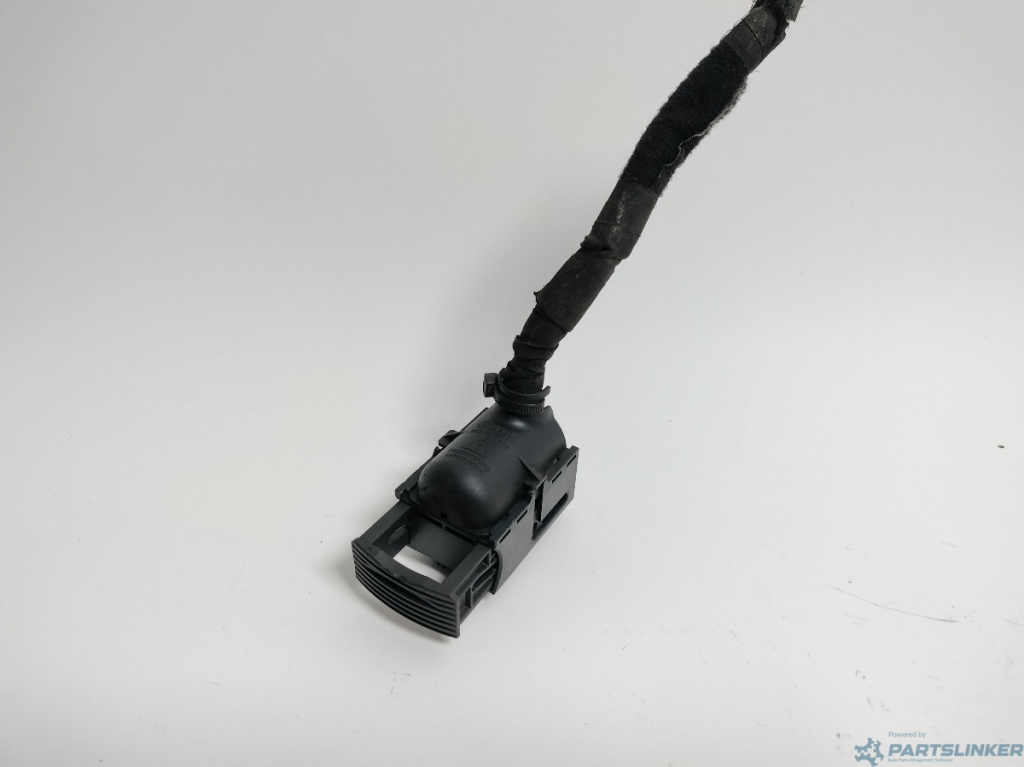 Mufa ECU VOLKSWAGEN PASSAT Variant (3C5) [ 2005 - 2011 ] TDI (BKC, BLS, BXE) 77KW|105HP VAG OEM 3C0906379