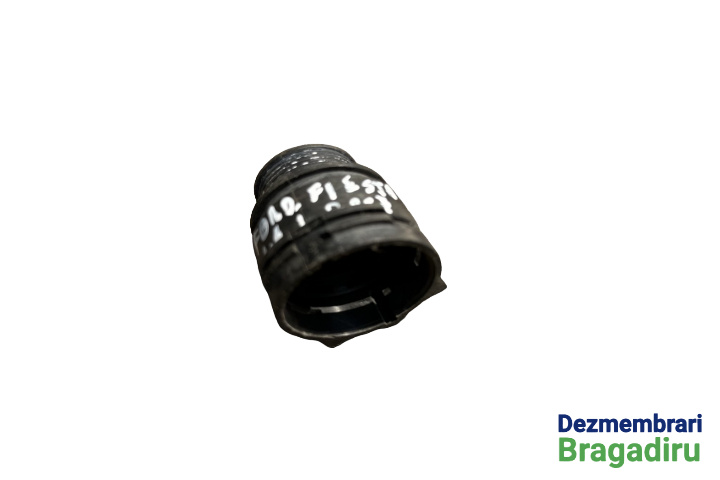 Mufa furtun apa Ford Fiesta 5 [2001 - 2007] Hatchback 5-usi 1.4 MT (80 hp)