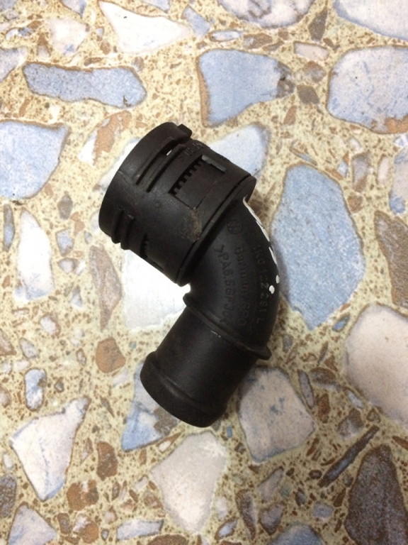 Mufa furtun apa Volkswagen VW Jetta 5 [2005 - 2011] Sedan 4-usi 2.0 TDI MT (140 hp) (1K2)