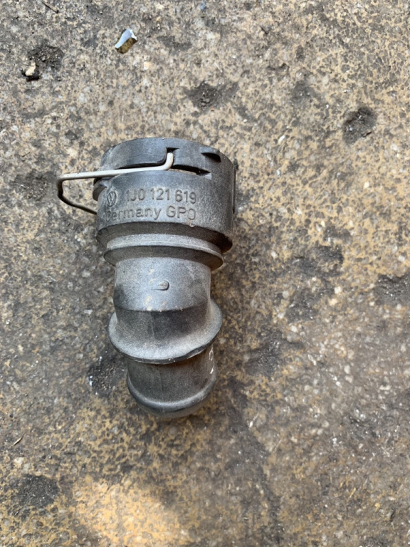 Mufa superioara radiator apa Skoda Octavia [1996 - 2000] Liftback 5-usi 1.8 T MT (150 hp) (1U2)