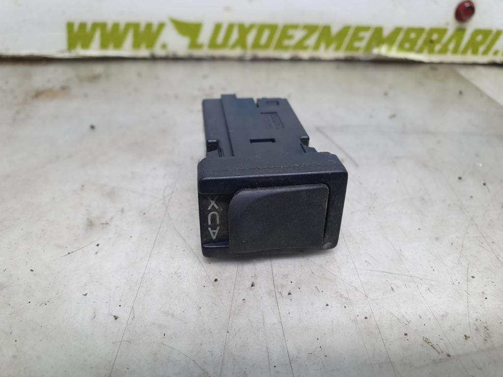 Mufa USB AUX fa134358 Toyota Urban Cruiser [2008 - 2020] 1.4 d 1NDTV