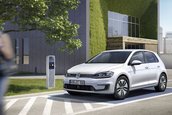 Multe sunt oferite in premiera. Dotarile cu care noul Volkswagen Golf isi ingroapa rivalii