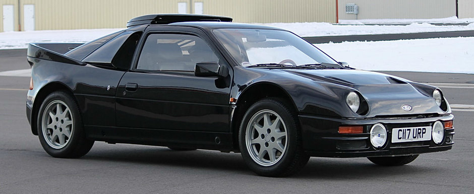 Multi si-l doresc, putini si-l permit. Cat a platit un american pe acest Ford RS200 aproape nou