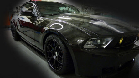 MUSTANG RTR-C: Carbon Monster from the USA MUSTANG RTR-C: Carbon Monster from the USA