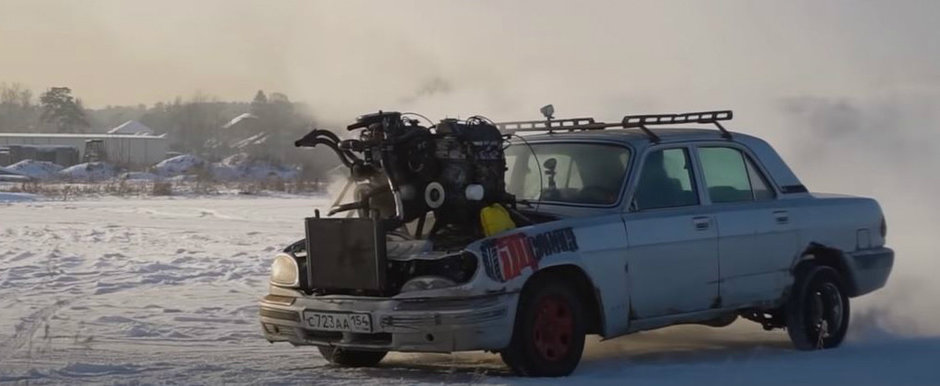 N-ai mai vazut asa creatie. Ea este unica masina din lume cu trei motoare cu patru cilindri N-ai mai vazut asa creatie. Ea este unica masina din lume cu trei motoare cu patru cilindri