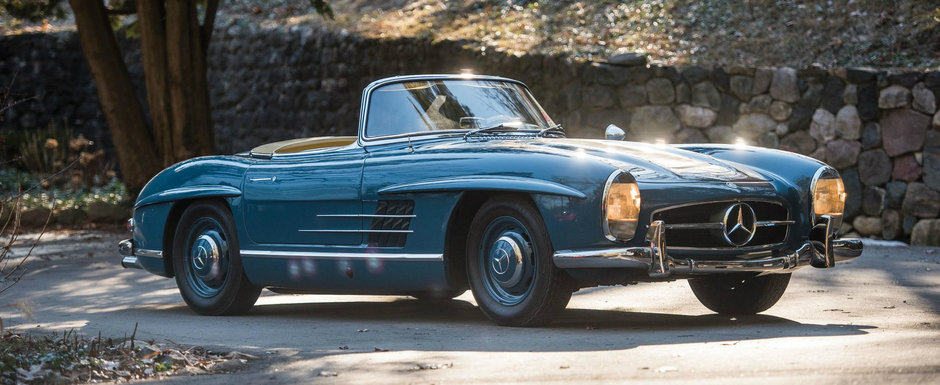 N-o sa te poti da mare cu celebrele usi Gullwing, dar este totusi un Mercedes 300 SL. Tine-te bine cand ajungi la pret