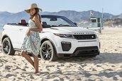 Naomie Harris si Range Rover Evoque Convertible