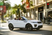 Naomie Harris si Range Rover Evoque Convertible