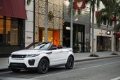 Naomie Harris si Range Rover Evoque Convertible