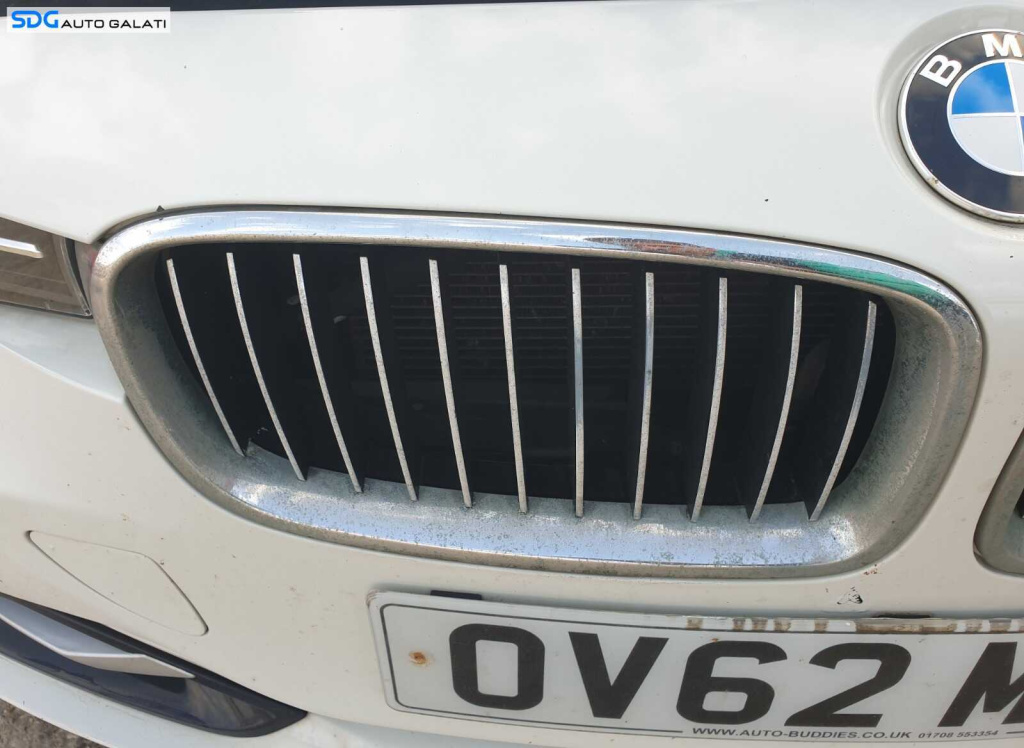 Nara Grila Radiator Dreapta de pe Bara Spoiler Fata BMW Seria 3 F30 F31 2010 - 2015 [C2271]