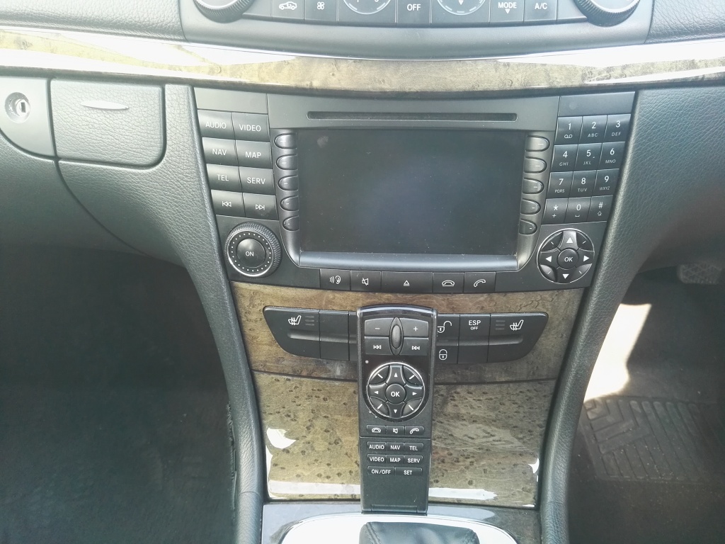 Navigati+telecomanda Mercedes E-class w211