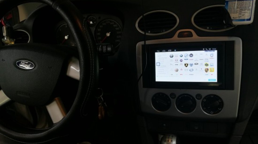 NAVIGATIE ANDROID 7.1.2 EDONAV E300 Renault Traffic MULTIMEDIA CU ECRAN DE 7" GPS CARKIT 3G WIFI
