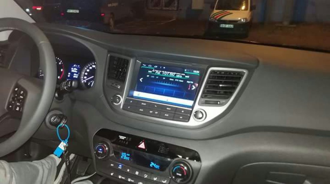 NAVIGATIE ANDROID 7.1 DEDICATA HYUNDAI TUCSON 2015-2018 WITSON W2-Q546 PLATFORMA S190 2 GB RAM 4CORE