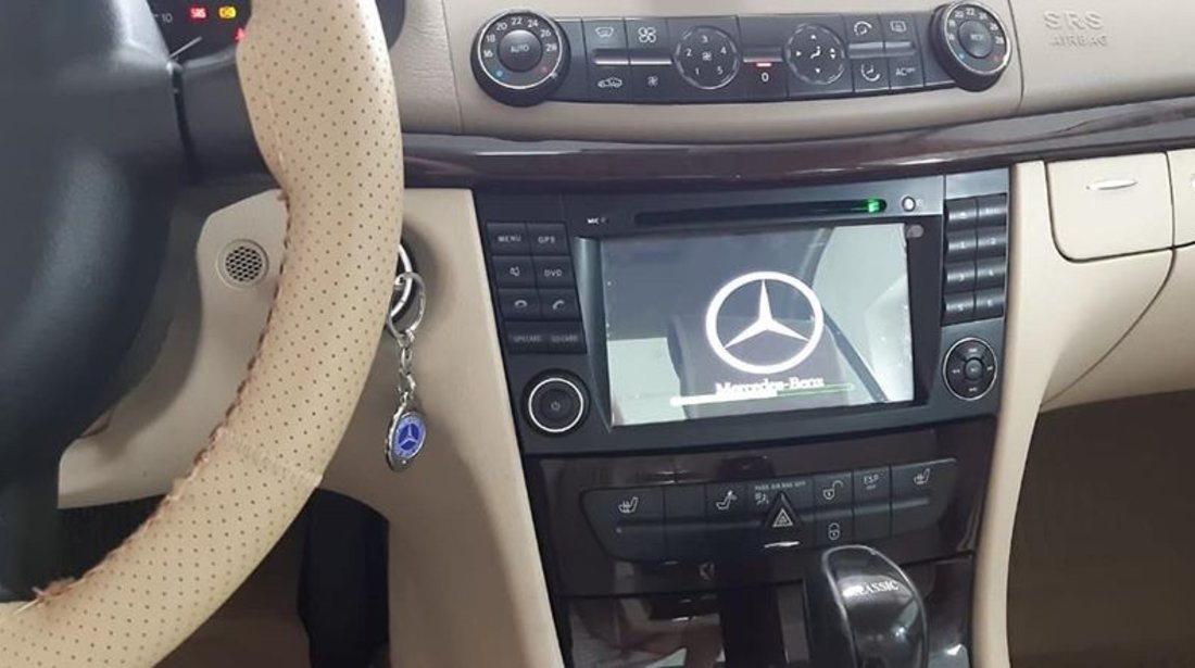 NAVIGATIE ANDROID DEDICATA MERCEDES-BENZ CLASA E W211 CLS W219 NAVD-A090 DVR CARKIT GPS INTERNET 3G