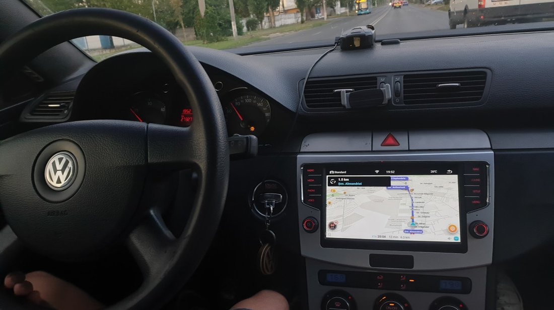 Navigatie Android Dedicata VW Passat B6 B7 CC MIB Style Slot SIM 4G WIFI GPS WAZE DSP Model MiB886