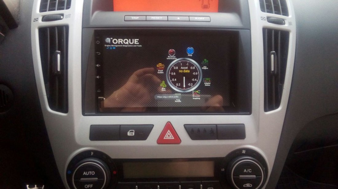 Navigatie Android KIA CEED Cee'd CARKIT USB QUAD CORE INTERNET NAVD-E902K