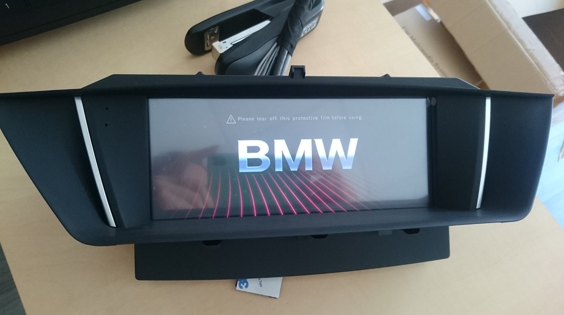 Navigatie BMW X1 E84 intre 2009- cu platforma S100 + camera marsarier in maner
