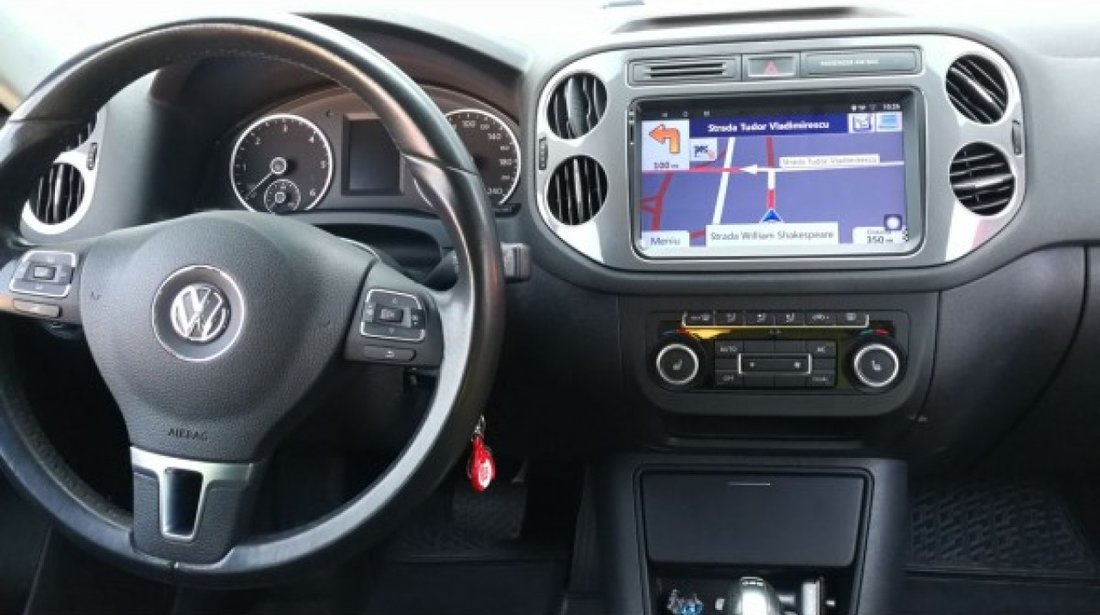 NAVIGATIE CARPAD ANDROID 7.1.2 DEDICATA VW CADDY NAVD E305 ECRAN 9'' CAPACITIV 16GB INTERNET