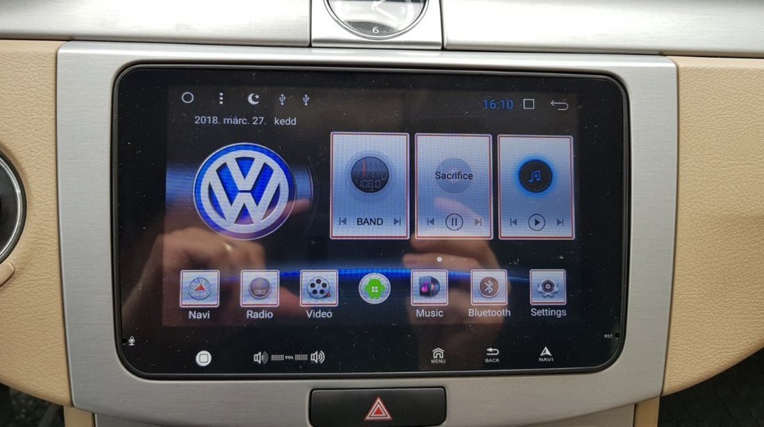 NAVIGATIE CARPAD ANDROID 7 DEDICATA Skoda Fabia II ECRAN 9'' CAPACITIV 16GB 2GB RAM INTERNET 4G WIFi