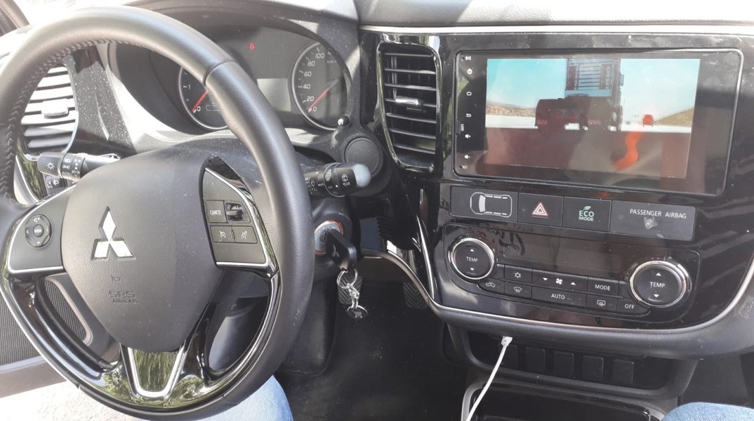 NAVIGATIE CARPAD ANDROID 8.1 DEDICATA MITSUBISHI OUTLANDER 2013-2019 GPS WAZE WIFI EDOTEC EDT-L230