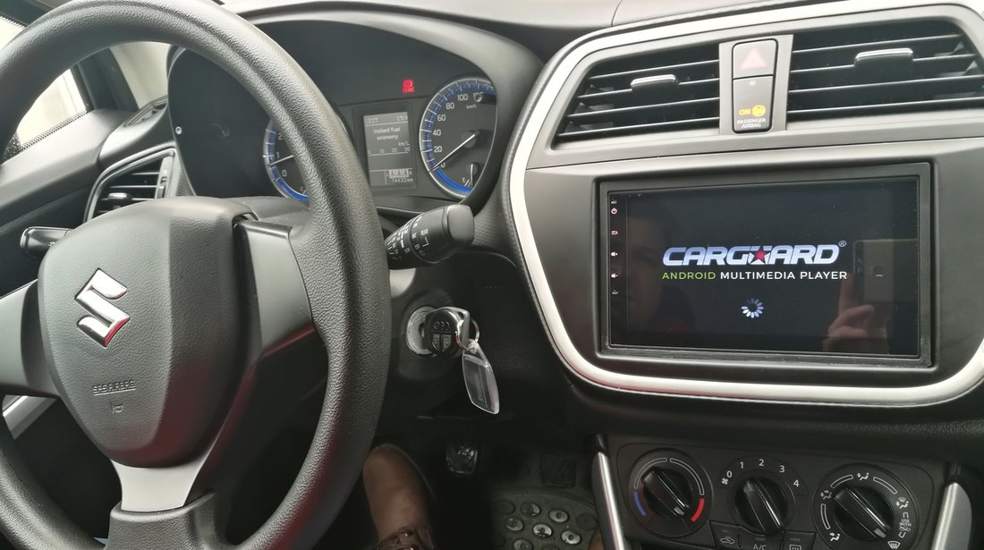 NAVIGATIE CARPAD ANDROID CARGUARD CD777 Dedicata Suzuki SX4 2013-2018 LCD 7" GPS CARKIT 3G WIFI WAZE