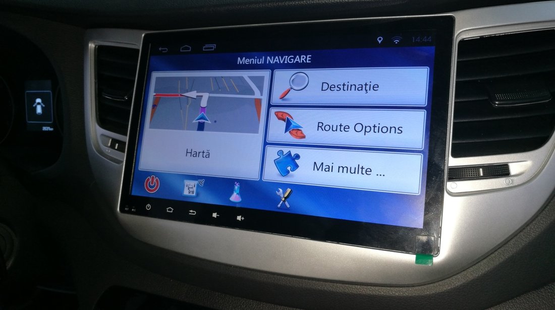 NAVIGATIE CARPAD ANDROID DEDICATA HYUNDAI TUCSON 2016 - 2017 ECRAN 10.1'' CAPACITIV INTERNET 3G WIFI