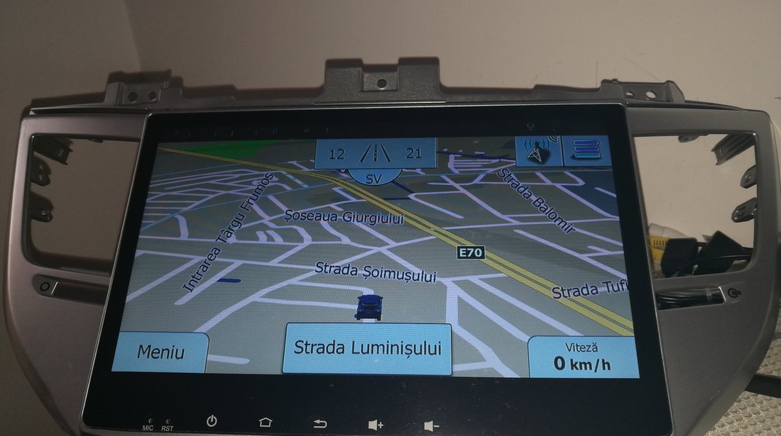 NAVIGATIE CARPAD ANDROID DEDICATA HYUNDAI TUCSON 2016 - 2017 ECRAN 10.1'' CAPACITIV INTERNET 3G WIFI