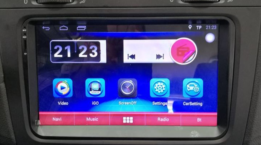 NAVIGATIE CARPAD ANDROID DEDICATA SKODA ROOMSTER EDONAV E305 ECRAN 9'' CAPACITIV 16GB INTERNET 3G