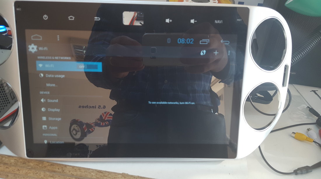 NAVIGATIE CARPAD ANDROID DEDICATA VW TIGUAN GOLF 5 PLUS ECRAN 10.1'' CAPACITIV 16GB INTERNET 3G WIFI