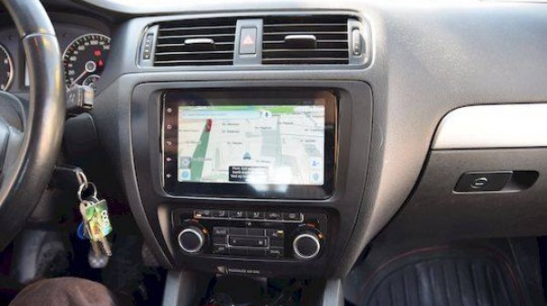 NAVIGATIE CARPAD CMP8001 ANDROID 4.4.4 DEDICATA VW SHARAN 2000-2015 8'' CAPACITIV 16GB WIFI WAZE