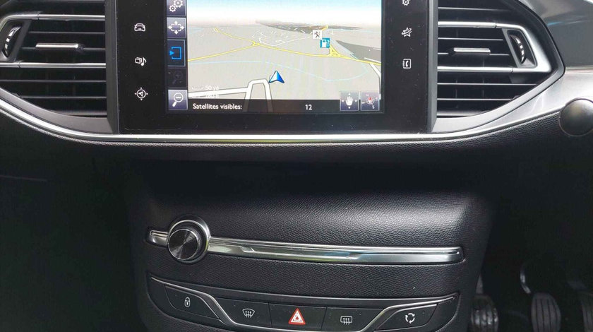 Navigatie / CD player Peugeot 308 2014 HATCHBACK 1.6 HDI DV6DTED