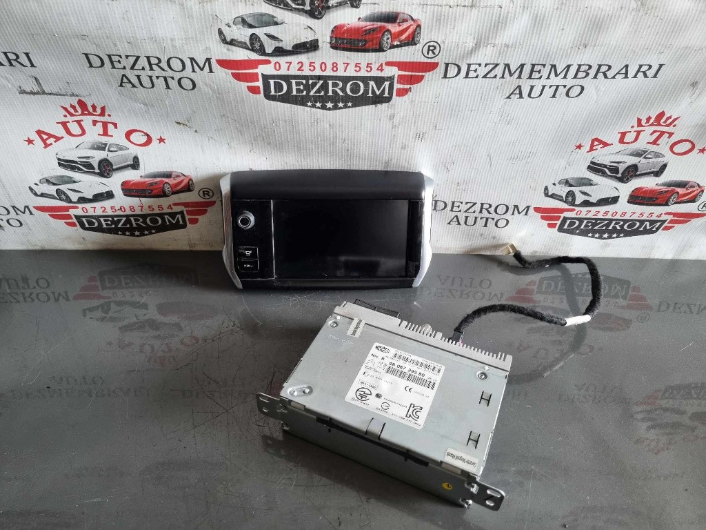 Navigatie completa originala Peugeot 2008 I cod piesa 9806729580 / 9805301780