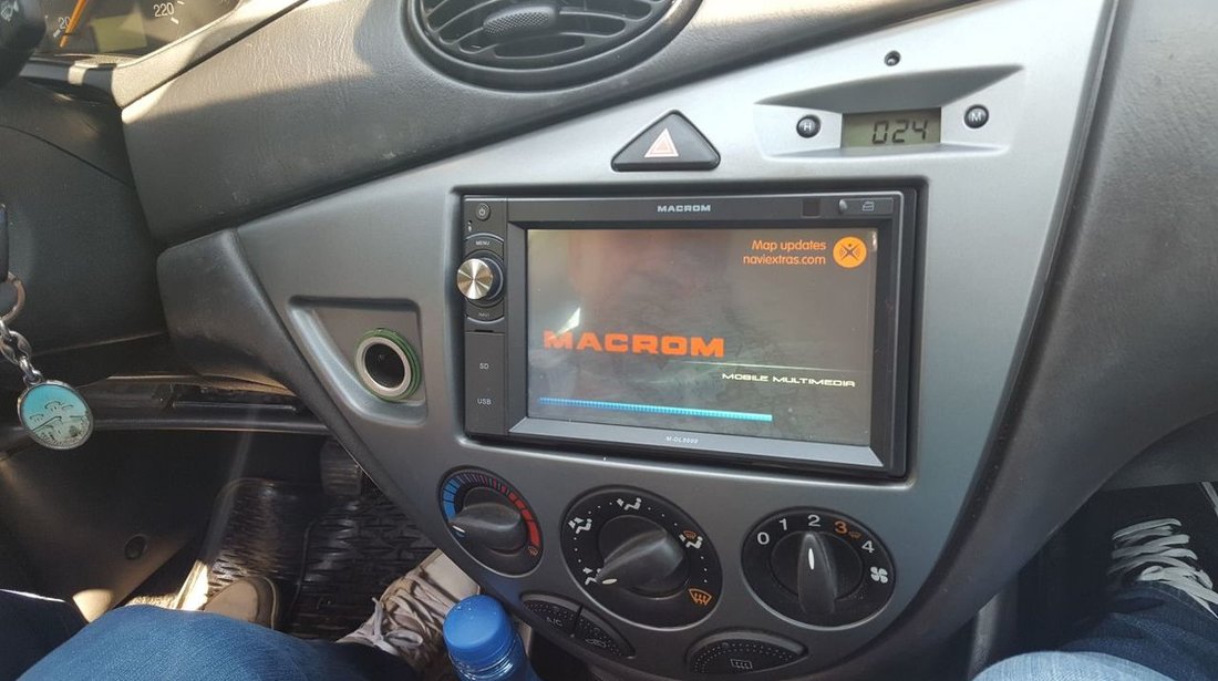 NAVIGATIE DEDICATA FORD FOCUS 1 MK1 MULTIMEDIA PLAYER MACROM M-DL5000 2DIN USB SD GPS CARKIT