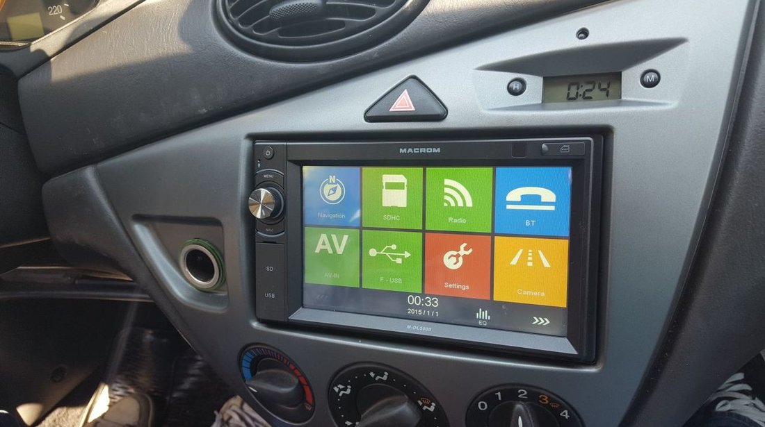 NAVIGATIE DEDICATA FORD FOCUS 1 MK1 MULTIMEDIA PLAYER MACROM M-DL5000 2DIN USB SD GPS CARKIT