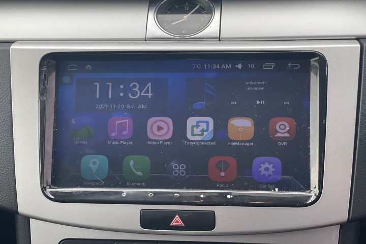 Navigatie dedicata Volkswagen Passat B7 [2010 - 2015] Variant wagon 5-usi 2.0 TDI (140 hp)