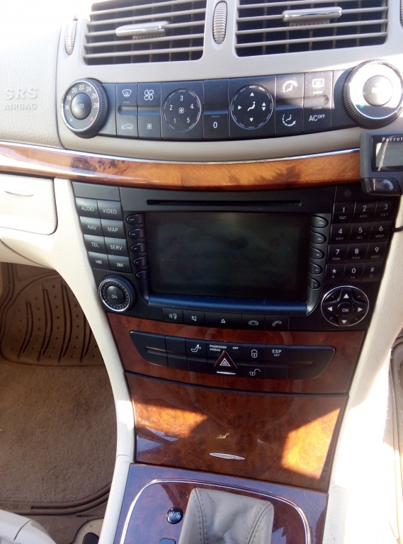 Navigatie mare originala mercedes w211 e class