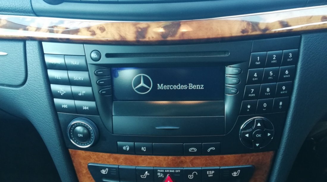 Navigatie mica Mercedes E280 cdi W211 facelift