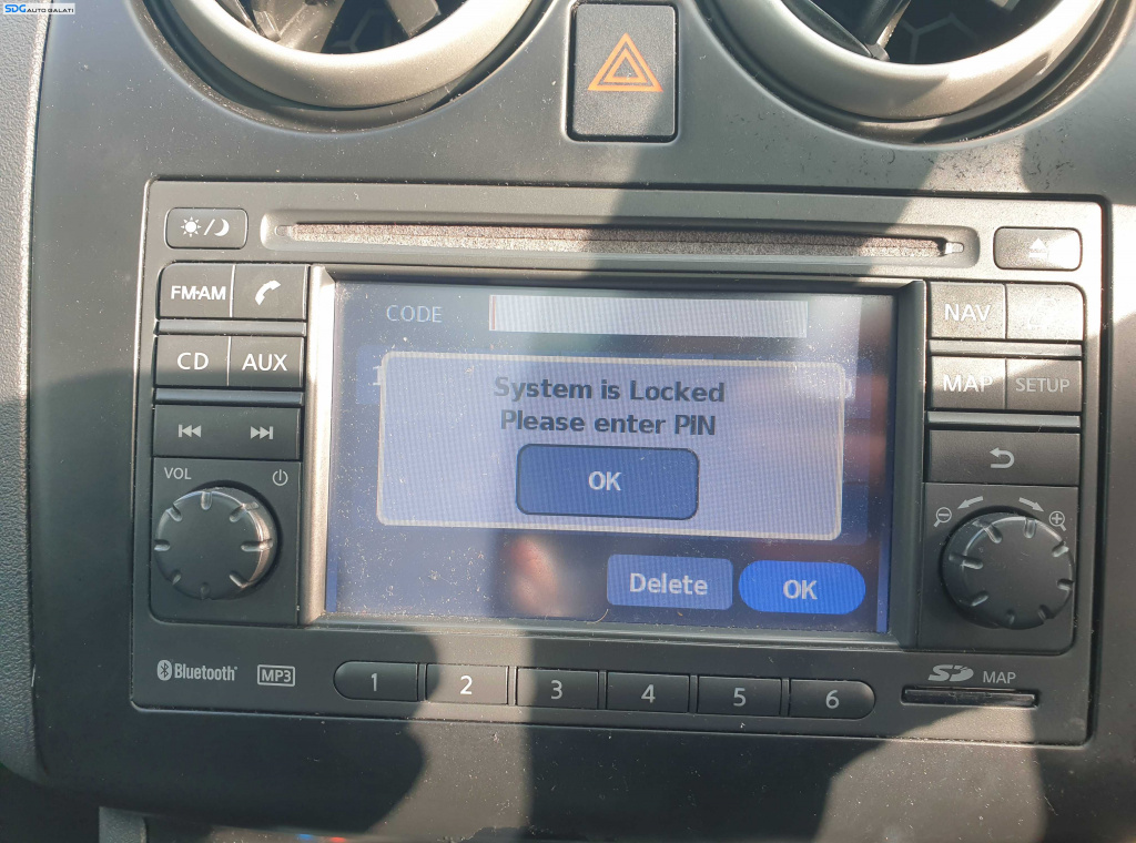 Navigatie Radio CD Player Nissan Qashqai J10 2007 - 2013 [K2230]