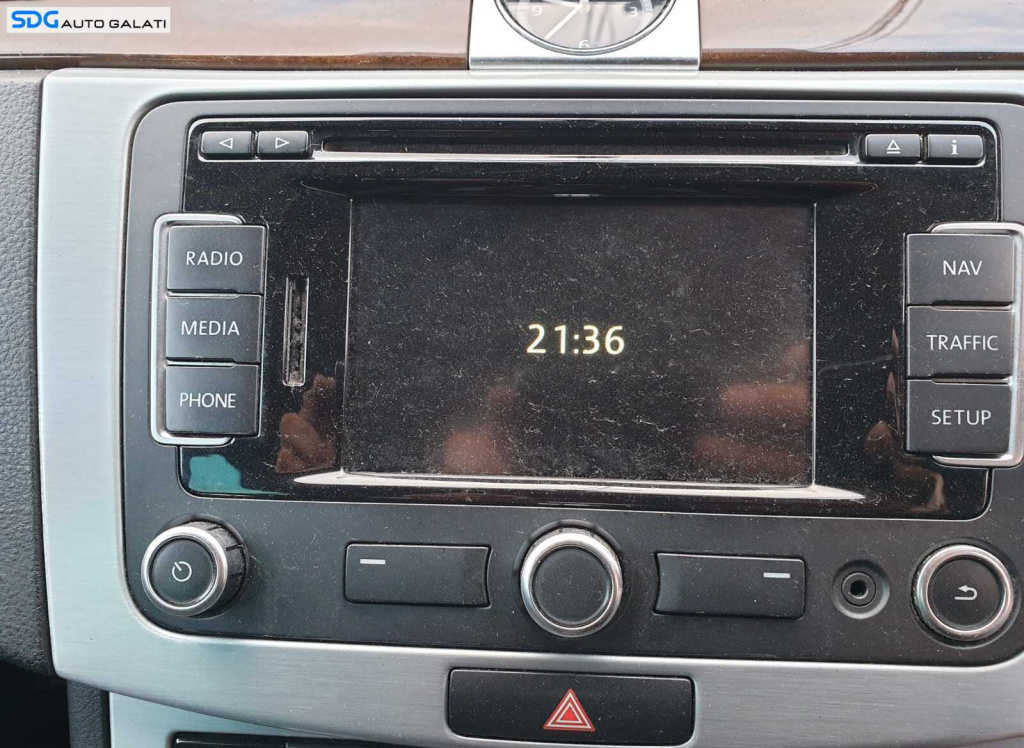 Navigatie Radio CD Player RNS 310 Volkswagen Polo 6R 2009 - 2016 [C3835]