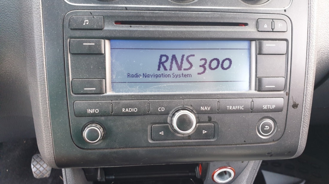 Navigatie RNS300 Radio CD Player Volkswagen Touran 2003 - 2015 Cod rns300sdgb1