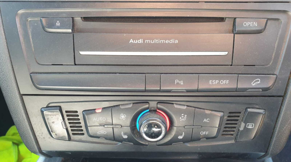 Navigatie Unitate Multimedia Radio CD Player Audi Q5 2008 - 2016 [C4796]