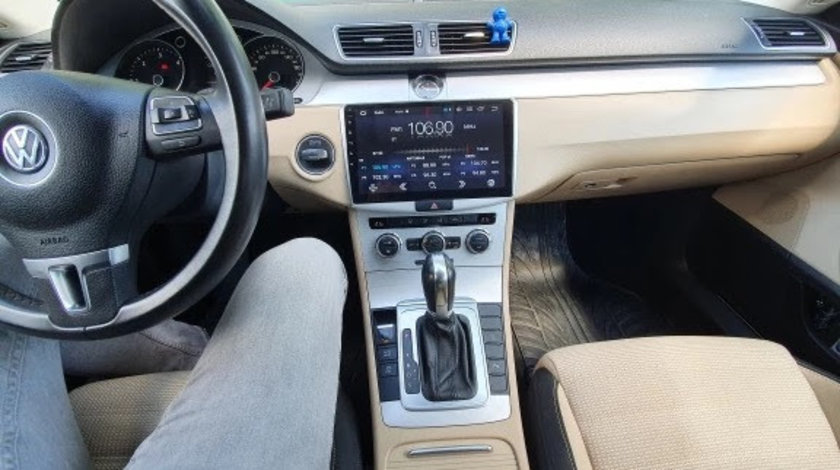 Navigatie Volkswagen Passat cu android 9.0