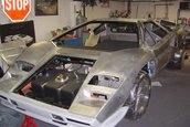 Nebun dupa Lamborghini: si-a facut propriul Countach in subsolul casei