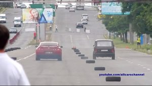 Nebunia din Moldova. O Lada Niva bate la curse un Nissan GT-R tunat