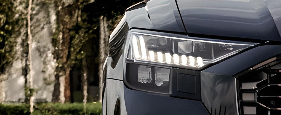 Nemtii au terminat de tunat primul Audi RS Q8 din istorie. SUV-ul care concureaza cu BMW X6 M ofera acum un motor TFSI cu 802 cai si jante forjate pe 23 de inch Nemtii au terminat de tunat primul Audi RS Q8 din istorie. SUV-ul care concureaza cu BMW X6 M ofera acum un motor TFSI cu 802 cai si jante forjate pe 23 de inch