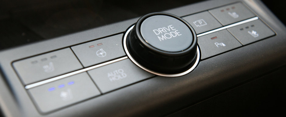 Nemtii de la Volkswagen ar trebui sa ia notite! Hyundai prezinta oficial noua generatie Kona, probabil cel mai spectaculos SUV de dimensiuni mici din lume. Cum arata in realitate Nemtii de la Volkswagen ar trebui sa ia notite! Hyundai prezinta oficial noua generatie Kona, probabil cel mai spectaculos SUV de dimensiuni mici din lume. Cum arata in realitate