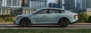 Nemtii de la Volkswagen ar trebui sa ia notite! Kia prezinta oficial noul K4, probabil cel mai spectaculos sedan de dimensiuni compacte din lume. Galerie foto completa