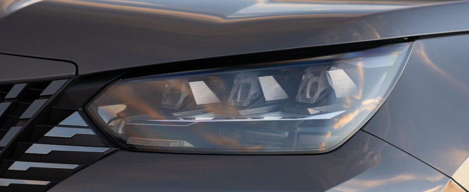 Nemtii de la Volkswagen ar trebui sa ia notite! Peugeot prezinta oficial noul 2008 Facelift, probabil cel mai spectaculos SUV de dimensiuni mici din lume. Cat costa Nemtii de la Volkswagen ar trebui sa ia notite! Peugeot prezinta oficial noul 2008 Facelift, probabil cel mai spectaculos SUV de dimensiuni mici din lume. Cat costa