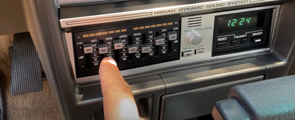 Nemtii se uitau la ea ca la un OZN. Masina de la sfarsitul anilor '80 are un sonar care scaneaza drumul si ajusteaza automat suspensia Nemtii se uitau la ea ca la un OZN. Masina de la sfarsitul anilor '80 are un sonar care scaneaza drumul si ajusteaza automat suspensia