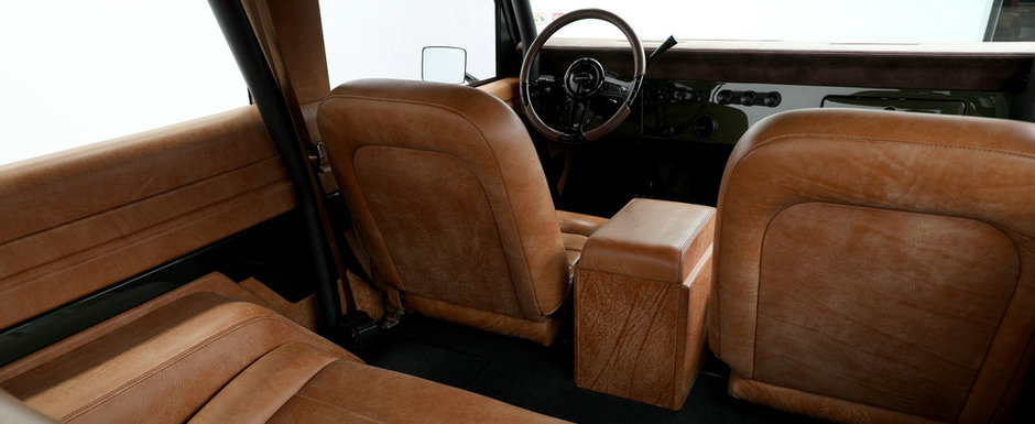 Nici ca-i pasa de noul Ford Bronco. El a dat 195.000 de dolari pe unul din '76 refacut cap-coada Nici ca-i pasa de noul Ford Bronco. El a dat 195.000 de dolari pe unul din '76 refacut cap-coada